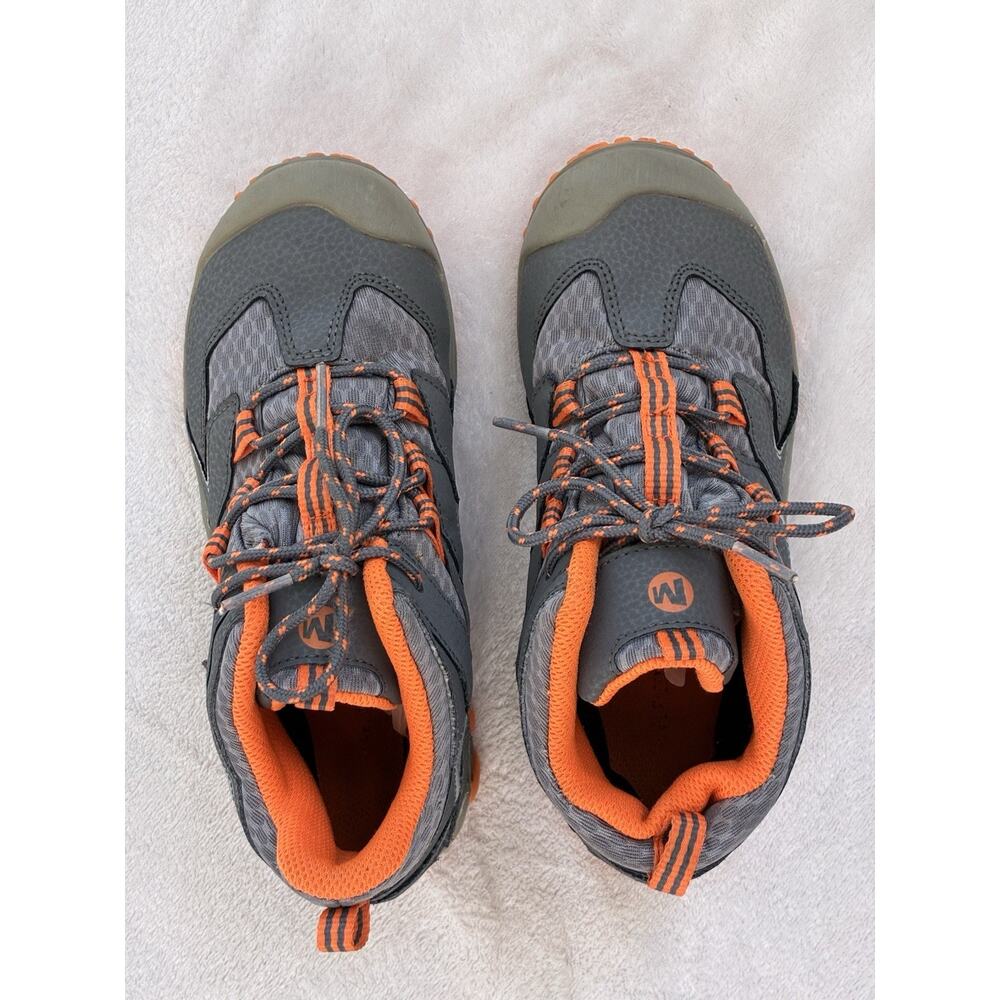 Merrell Kids Chameleon Waterproof Hiking Shoes Size 2M Gray Durable Leather